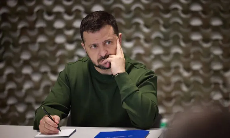 Volodymyr Zelenskiy: Bêyî alîkariya Amerîkayê em neçar in vekisin