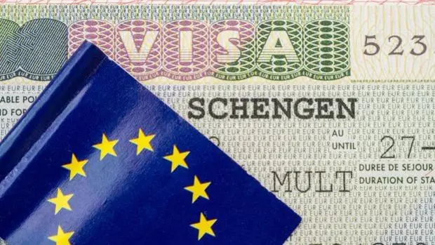 Du welatên din tevlî herêma Schengen bûn
