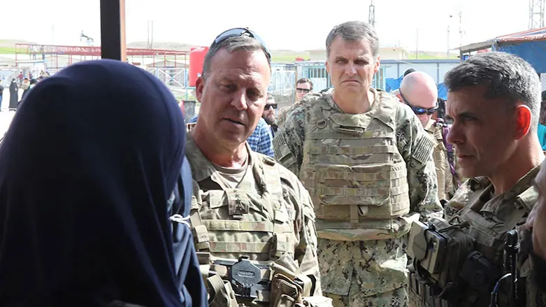 Fermandarê CENTCOMê Kurilla serdana Rojava kir