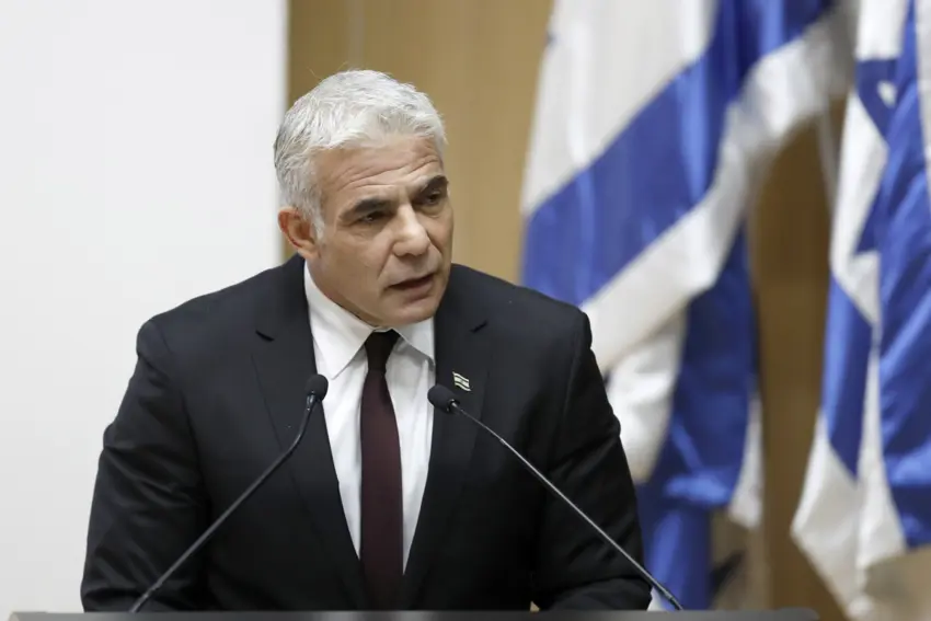 Lapid: Netanyahu artik devleti yönetmeye yetkin degil