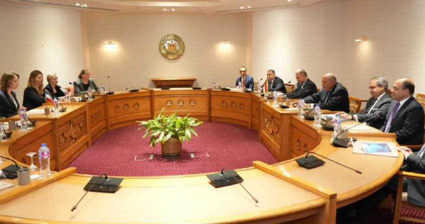 Misir: Di danûstandinên Xezzeyê de em negihîstine asta ragihandina agirbestê