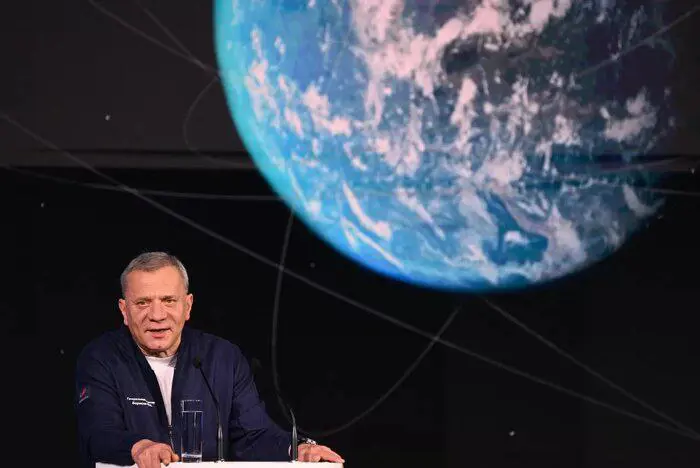 ڕووسیا و چین وێستگەیەکی ئەتۆمی لەسەر مانگ دادەنێن