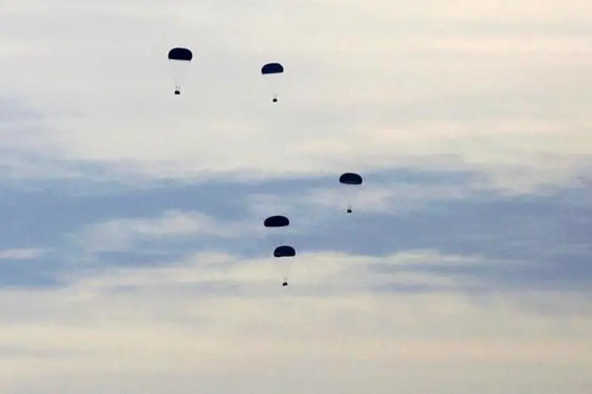 ABD, Gazze’ye havadan insani yardim indirdi