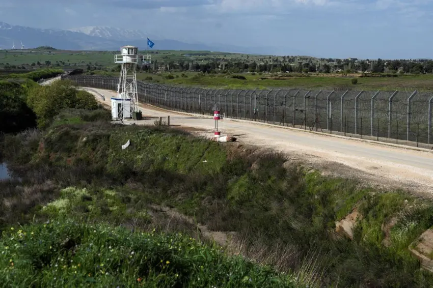 Hêzên Rûsî du xalên nû yên çavdêriyê li nêzîkî Golanê ava kirin