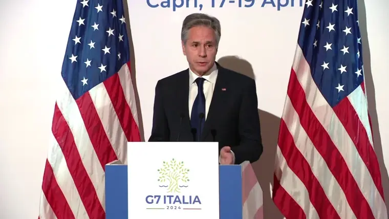 Blinken: Amerîka besdarî ‘ti kiryarên terorî’ yên dijî Îranê nebûye