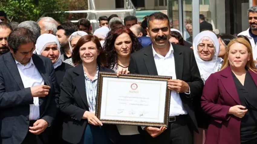 Serra Bucak: Organize bir saldiri ile karsi karsiyayiz!