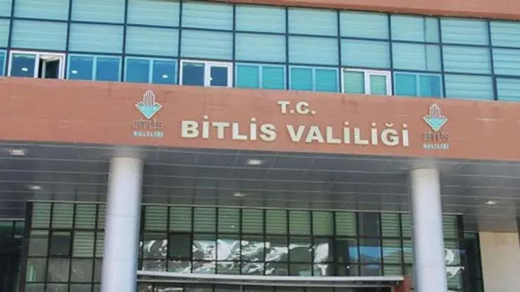 Bitlis Valiligi 15 günlük yasagi kaldirdi!