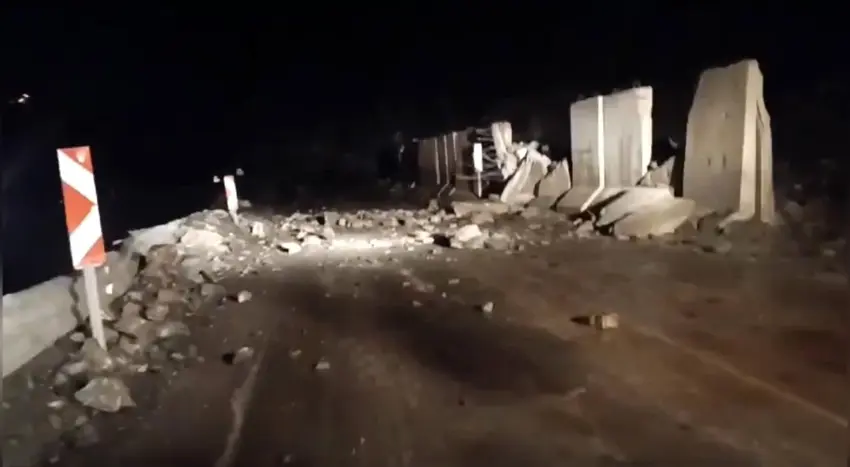 Ji ber heza erdê rêya Wan-Geverê hat girtin