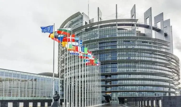 DMMEyê ji bo doza Osman Kavala ji Enqereyê re pirsan sand