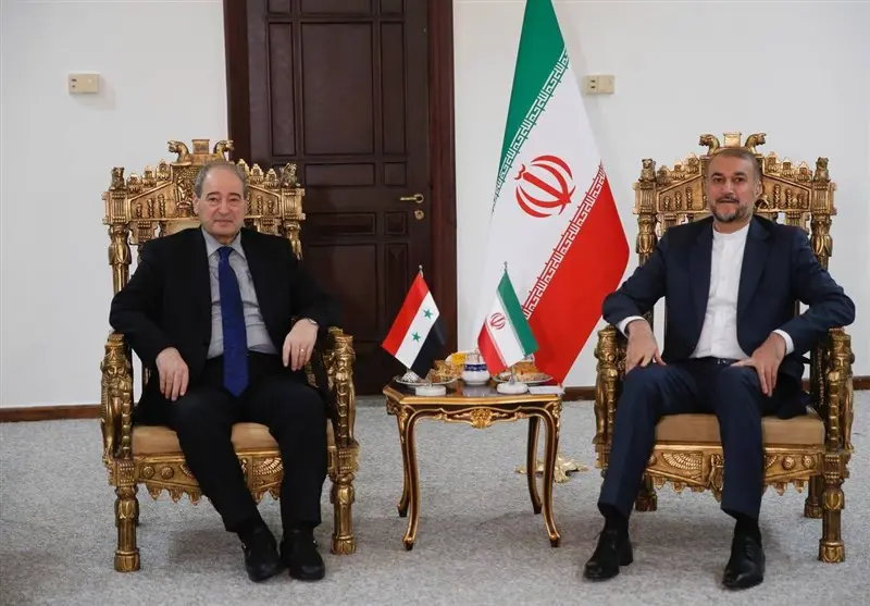 Wezîrê Derve yê Îranê li Samê bi Esed û Mikdad re civiya