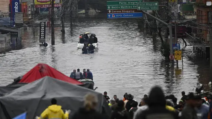 Brezilya'da sel felaketi: Ölenlerin sayisi 127'ye yükseldi!