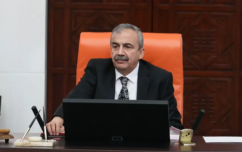 Önder'den Kobani Davasi kararlara tepki