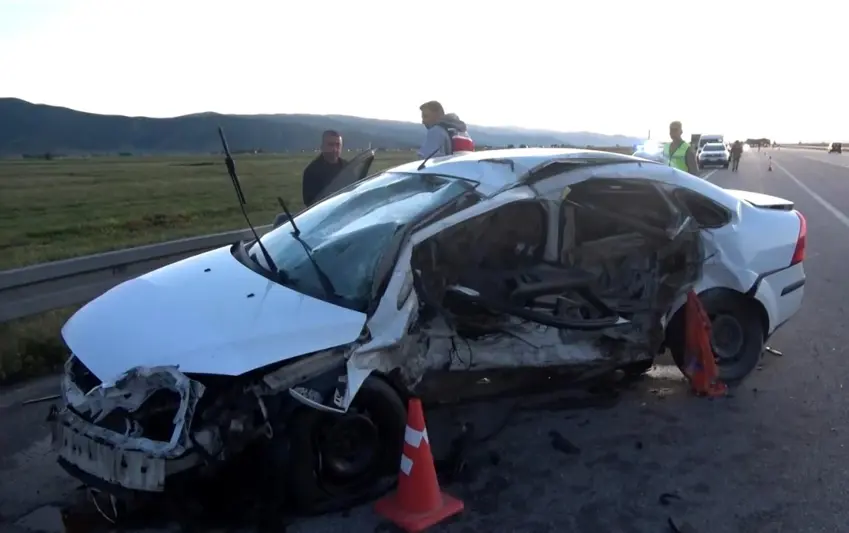 Li ser rêya Mûs û Bedlîsê 3 kes mirin û 5 kes birîndar bûn