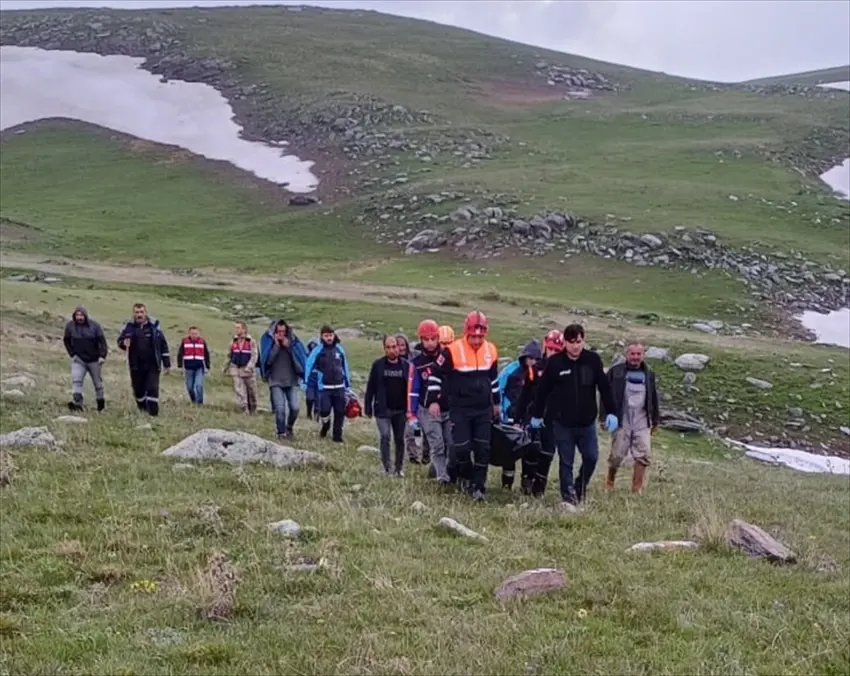 Brûskê li xortekî 14 salî xist û jiyana xwe ji dest da