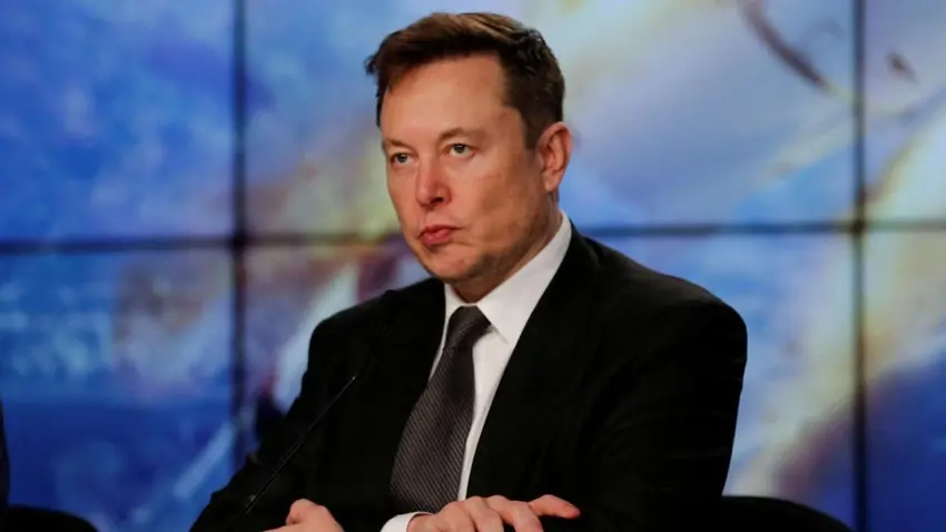 Musk: Yapay zeka islerimizi elimizden alacak!