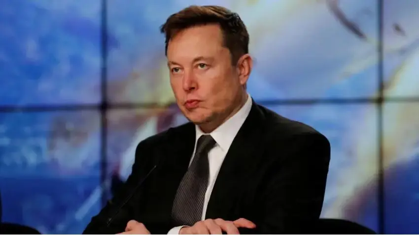 Musk: Zîrekiya çêkirî wê karên me ji destê me bigire!