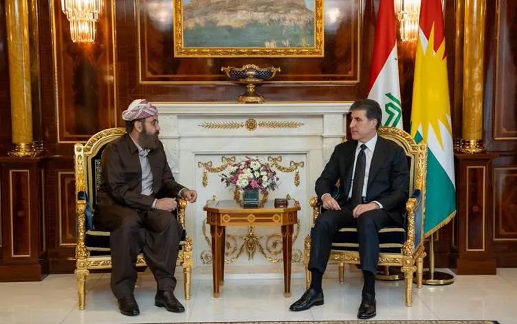 Nêçîrvan Barzanî bi Mîrê Êzidiyan Mîr Hazim Tehsîn Beg re civiya