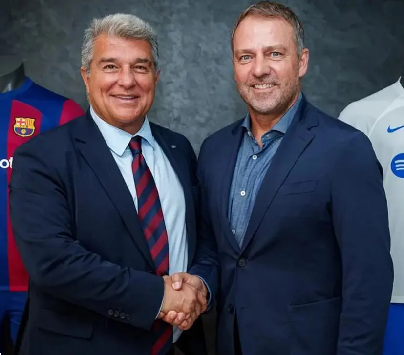 فلیک گرێبەستەکەی لەگەڵ بەرشەلۆنە واژوو کرد