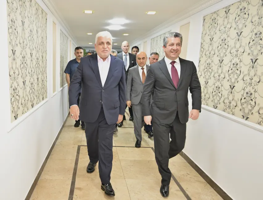 Serokwezîrê Kurdistanê Barzanî bi Falih Feyyaz û gelek kesên din re li Bexdayê hevdîtinan kir