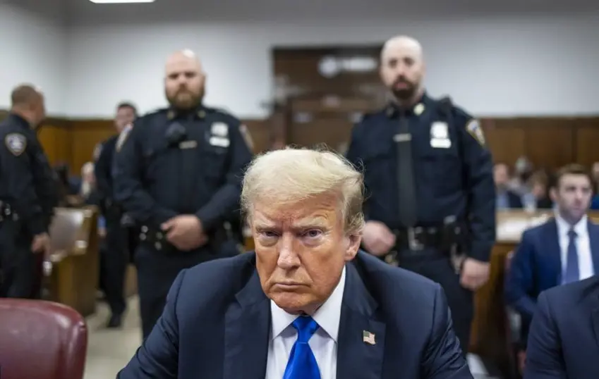 Trump ji doza 'para bêdengiyê' sûcdar hate dîtin