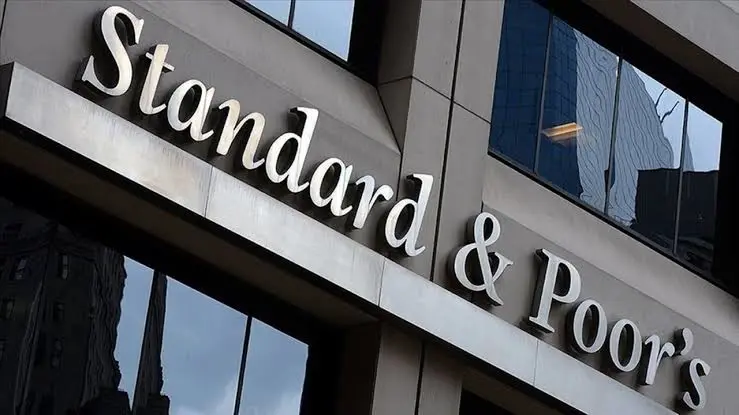 S&P, Türkiye'nin kredi notunu yükseltti ve artıya çevirdi 