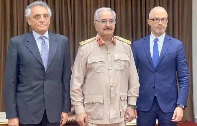 Xelîfe Hafter ji bo pêkanîna hilbijartinên Lîbyayê ji YEyê alîkarî xwest