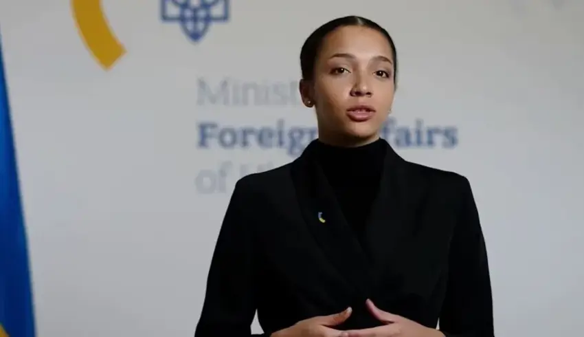 وەزارەتی دەرەوەی ئۆکرانیا پەردەی لەسەر وتەبێژی زیرەکی دەستکرد لادا