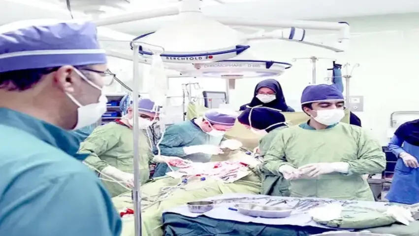 ئێران؛ مانگانە ٣ پزیشک کۆتایی بە ژیانی خۆیان دێنن