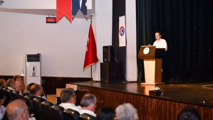 Helbestvanê Tirk yê xwarziyê Kurda, Nazim Hikmet Ran tê bibîranîn