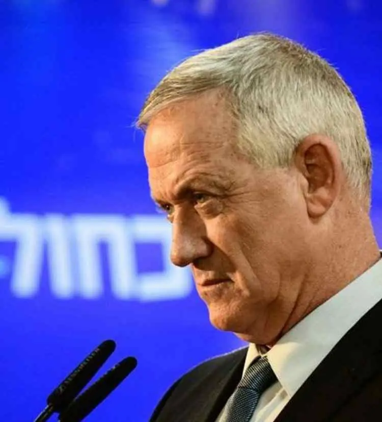 گانتز دەست لەکارکشانەوەی خۆی لە کابینەی شەڕ ڕاگەیاند