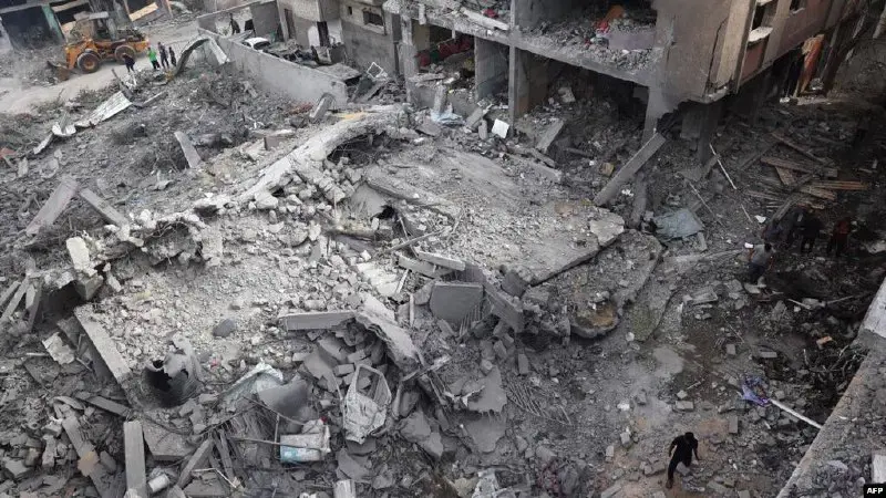 حەماس، سێ بارمتەی ئیسرائیلی لە کاتی ئازاد کردنی بارمتەکان کوژران