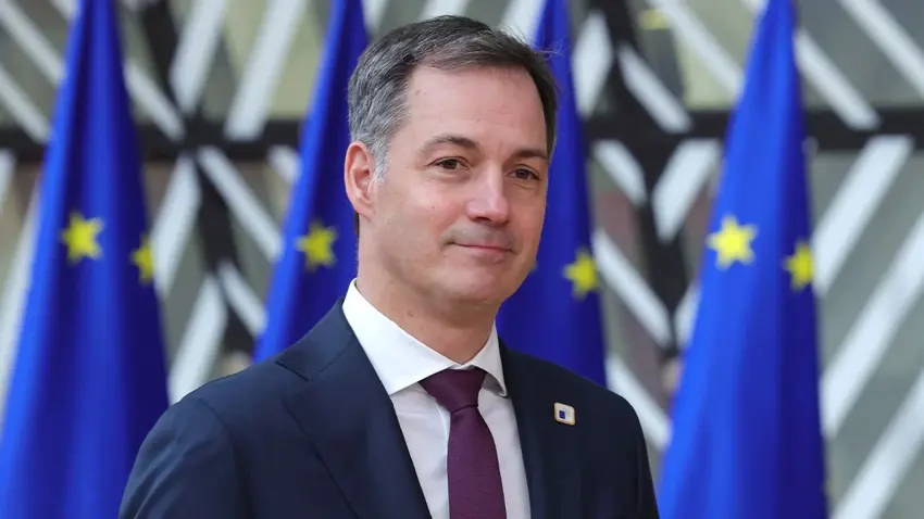 Belçika’da hükümet düstü! Basbakan: Istifami sunacagim!