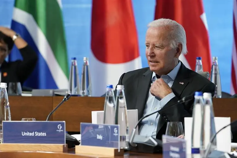 Biden besdarî Lûtkeya G7ê dibe