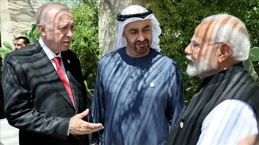 G7 Zirvesi| Erdogan, BAE Devlet Baskani Al Nahyan ile bir araya geldi