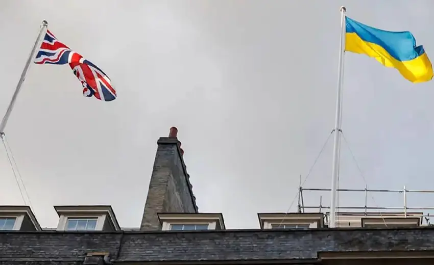 Pistî DYAyê Brîtanyayê jî guvasê li ser Rûsyayê berfirehtir kir