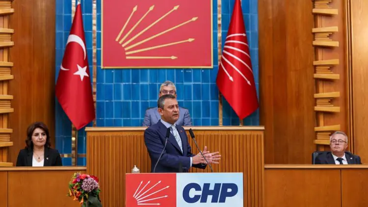 Özgür Özel'den Diyarbakir ve Mardin yanginlari hakkinda açiklama