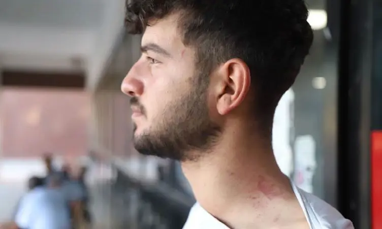 Li Mêrdînê polêsan bi ser malan de girtin: Li jineke dûcanî dan û hin kesan desteser kirin