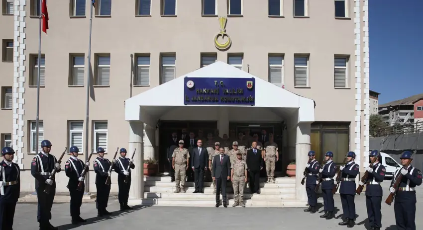 Parêzgeha Hakkariyê wextê qedexeya kirina çalakiyan dirêj kir