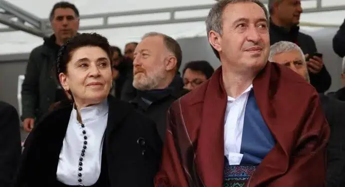 Zana ile Bakirhan Hakkari’de yürüyüse katilacak