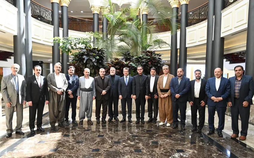 Mesrûr Barzanî bi sanda Îranê ya parêzgarên Rojhilatê Kurdistanê re civiya