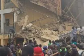 Di wexta ezmûnê de dibistan roxiya: 16 xwendevan mirin