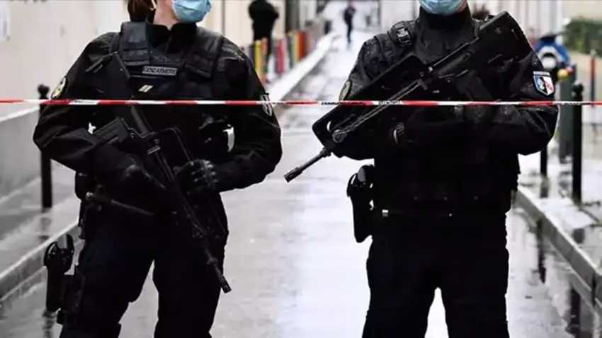 Li Fransayê di ahenga rojbûnê de, êrîs bir ser ahengê: 3 kes mirin, 4 kes birîndar in