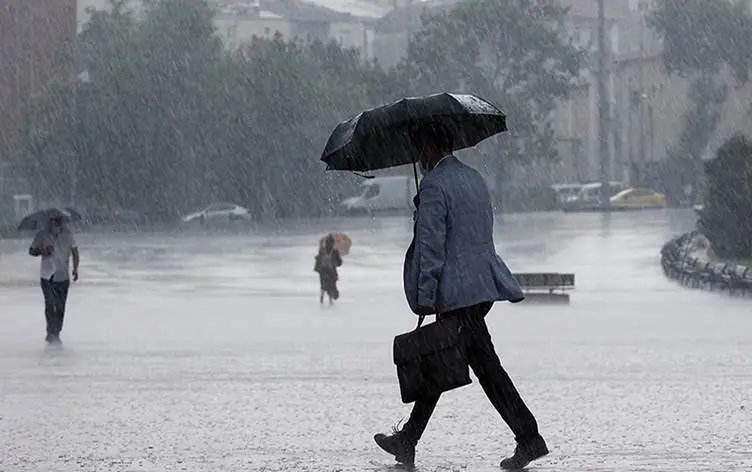 Li 8 parêzgehên bakurê Kurdistanê hisyariya baranê