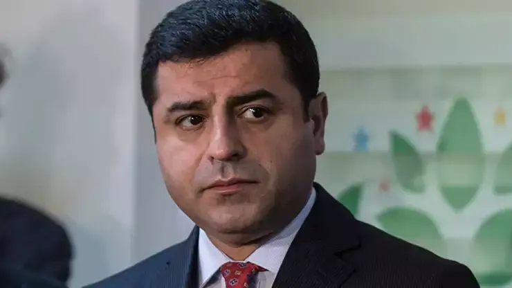 Dadgehê 2.5 ceza da serokê berê yê HDPê Selahattin Demirtas