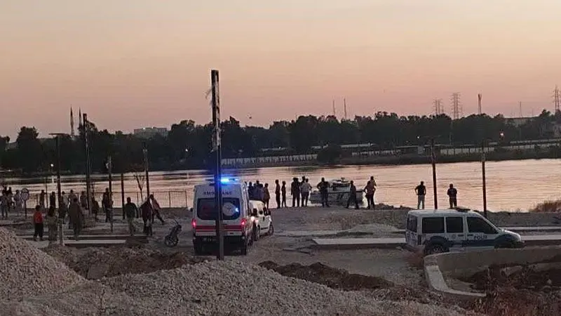 Cesedê zilamekî di Çemê Firatê de hat dîtin