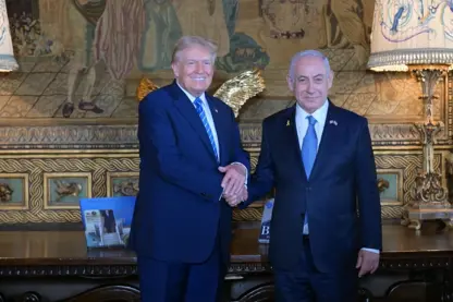 Trump ve Netanyahu, Florida'da bir araya geldi!