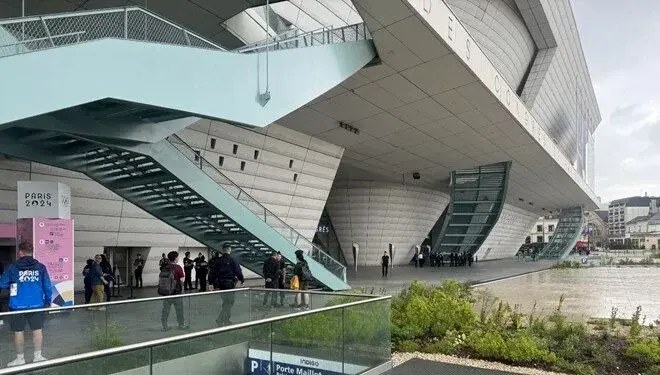 Li Parîsê talûka teqîna Navenda Medyayê ragihand