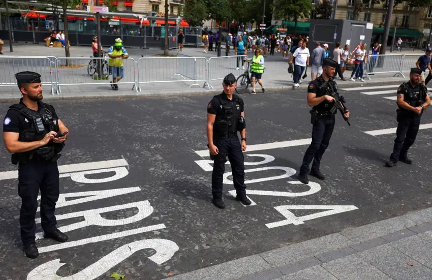 Li Fransayê pistî rêyên hesinî li dijî tora fîber optîk jî sabotaj pêk hat