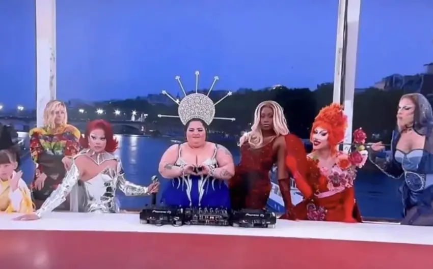 پاریس داوای لێبوردن دەکات لە هەر سەرپێچییەک لە مەراسیمی کردنەوەی ئۆڵەمپیاد