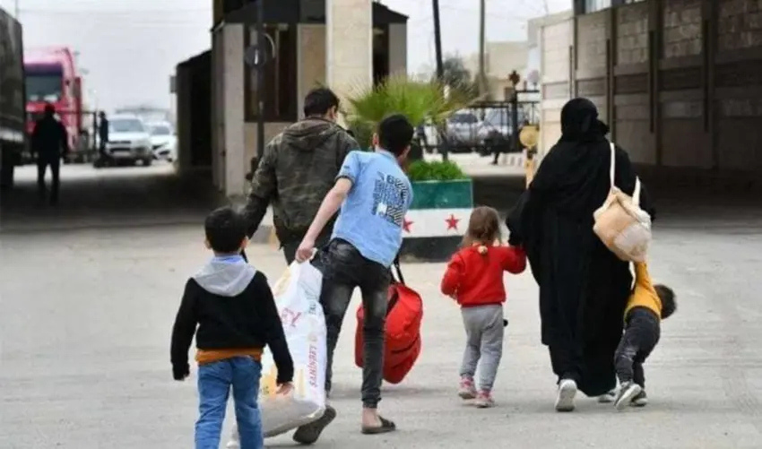Rojava | Tirkiyê 600 penaberên din ên Sûriyê li Girê Spî bi cih kir